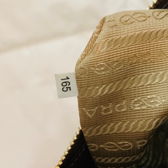 🚫SOLD @ ebay Preowned Prada Crossbody bag - Picture 5 of 6